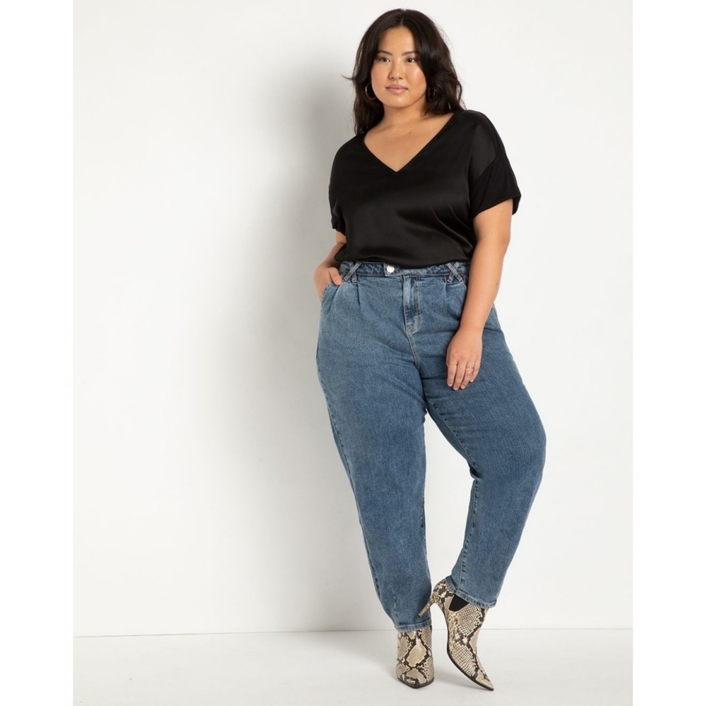 Eloquii | Pleat Front Tapered Leg Jean NEW Size 14